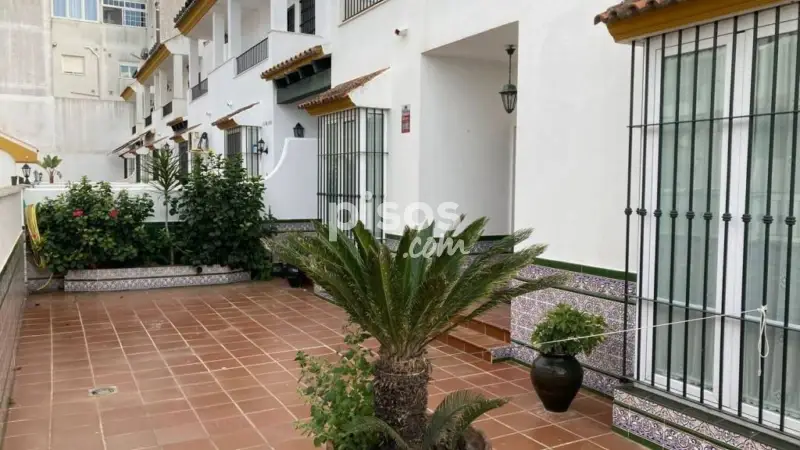 Casa Adosada en Barbate 5 Dormitorios 3 Baños Terraza Balcón