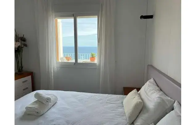 Apartamento en Benitachell con Vistas al Mar y Piscina