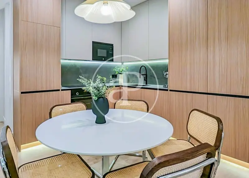 Apartamento en Recoletos Madrid 2 dormitorios Amueblado