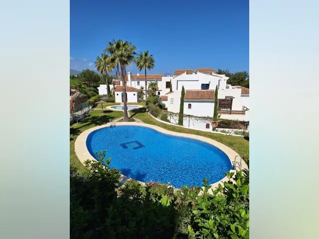 Piso de 1 Dormitorios en venta Doña Julia, España