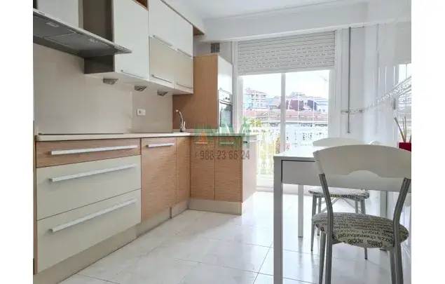 Apartamento 3 Dormitorios Ourense 90m2 Barbaña