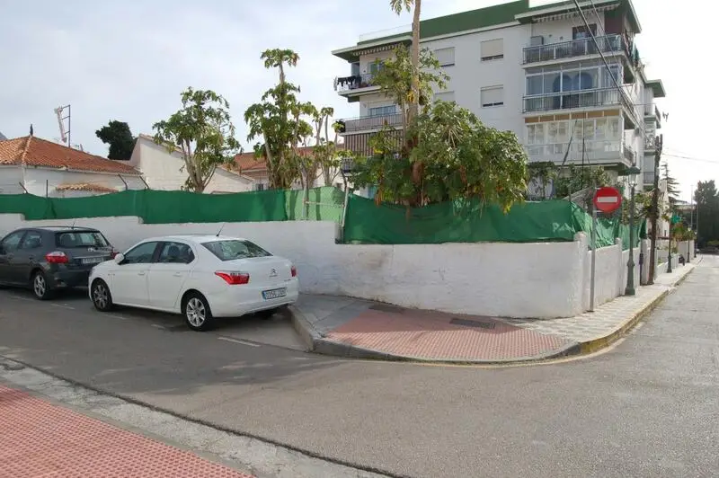 Terreno en Nerja con Licencia para 10 Apartamentos