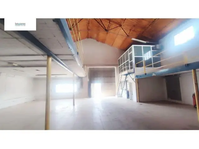 Nave Industrial 750m2 Barrax N-430 Oficinas Altillo Trifásica
