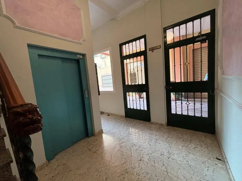 Piso en venta en Maracena centro cerca del metro