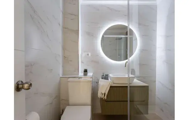 Rent a room of 75 m² in Málaga