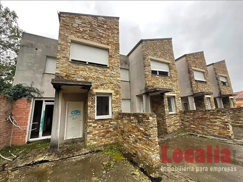 venta Terreno en Los Corrales de Buelna, Cantabria (SRD-SBRE-0062467)- Globaliza