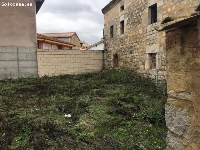 Casa en Renuncio para Reformar con Jardin