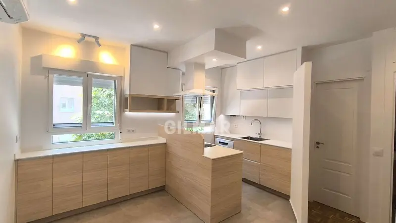 Piso en Alquiler Castellana Orense Madrid 3 Dormitorios 80m2