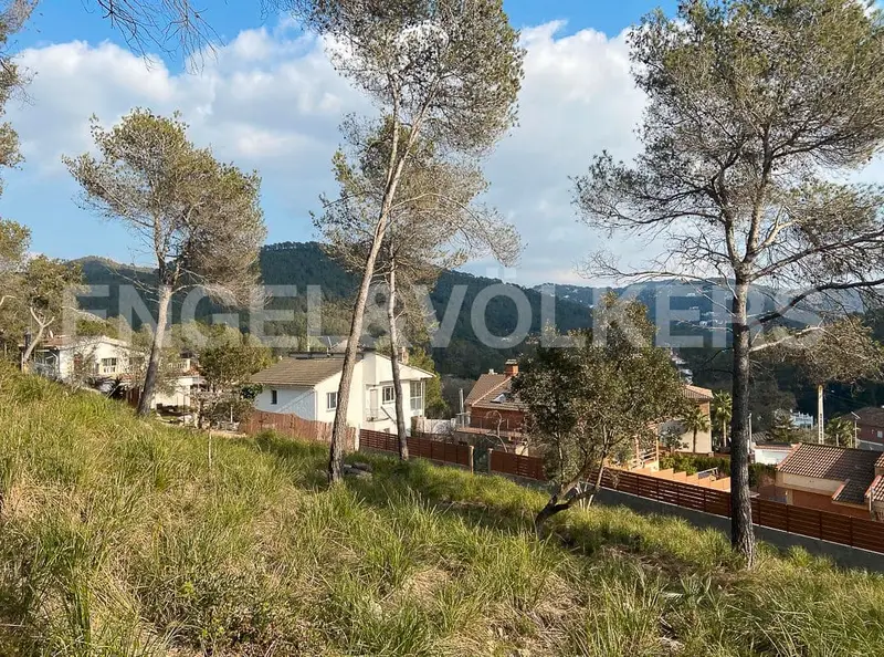 Solar Parcela Rustica Canyelles Barcelona 6300m2
