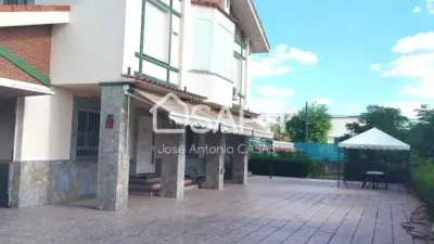 Casa rústica en venta en Malpartida de Cáceres