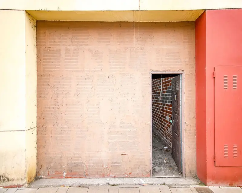 Garaje con Trastero en Besalú 123m²