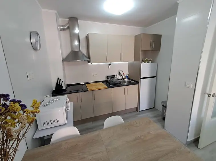 Apartamento en Murcia con Vistas al Mar - 2 Dormitorios y 2 Baños