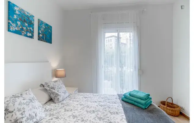 Apartamento 2 Dormitorios Gracia Barcelona Alquiler Temporada