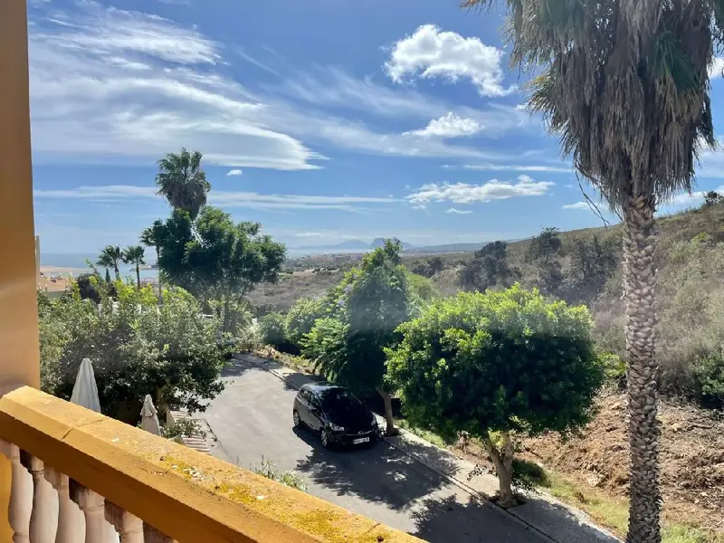 Adosado en Torreguadiaro con Vistas