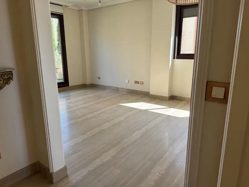Piso en venta en urbanizacion privada cerca del aeropuerto de Madrid