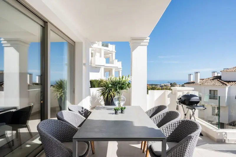 Apartamento 3 Dormitorios Lujo Nueva Andalucia Vistas al Mar