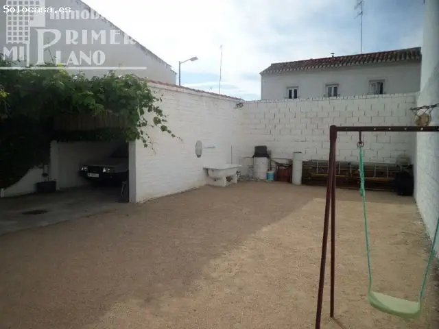 Solar en Venta Junto a Calle Dona Crisanta 140m2