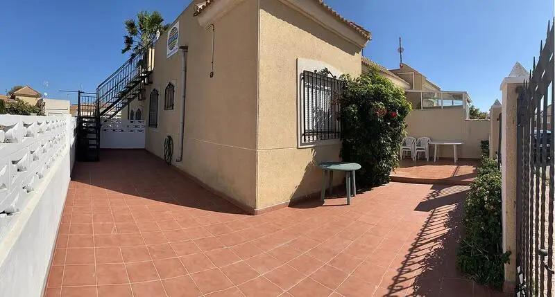 Adosado en Villas Marinas con Vistas al Mar
