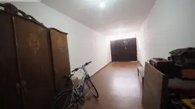 Casa Adosada en Venta Argamasilla de Alba 4 Dormitorios 3 Baños