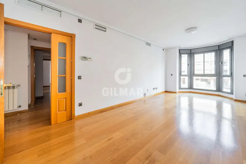 Piso en Alquiler Madrid Lujo 166m2 3 Dormitorios