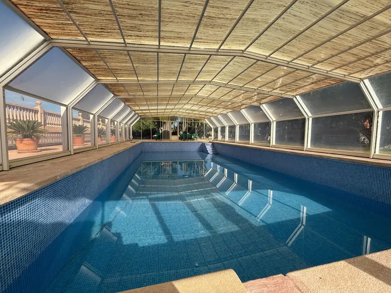 Venta Chalet con Piscina en Novelda Ledua Park