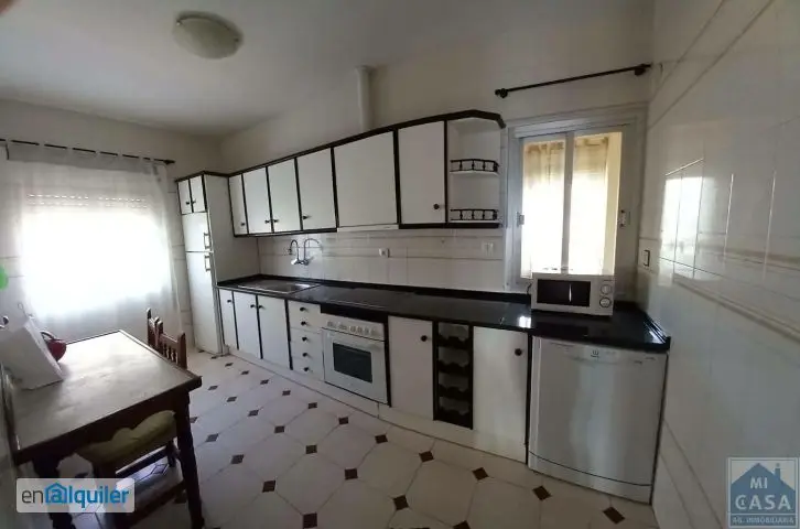 Alquiler Piso 3 Dormitorios 2 Baños Calamonte Amueblado