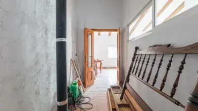 Casa en Venta Gilet Perfecta para Familias e Inversores