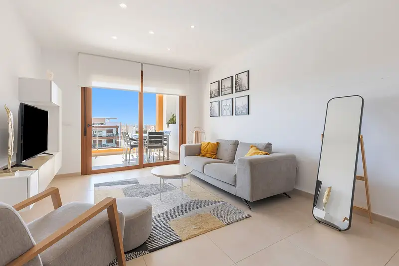 Apartamento en Orihuela Costa con Piscina y Plaza de Aparcamiento