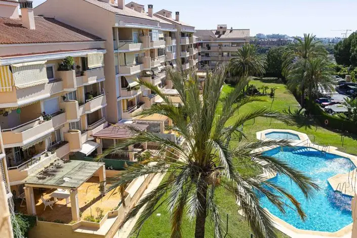 Apartamento 3 Dormitorios Sun Park Selwo Ideal Inversores