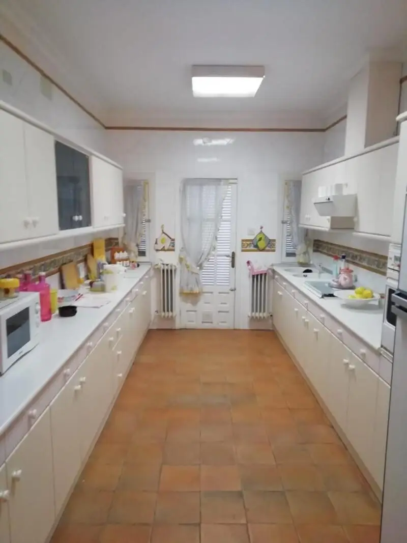 Casa 800m2 5 Dormitorios Cuenca