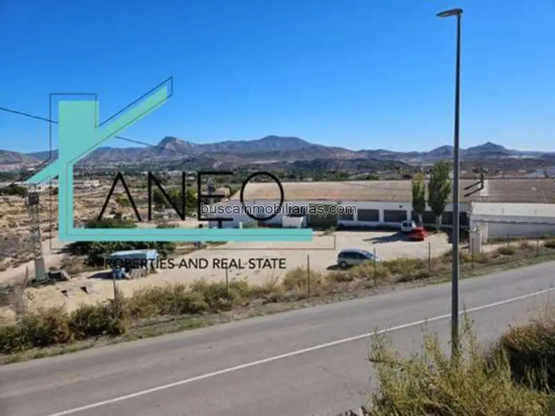 Nave Industrial en Venta Monóvar
