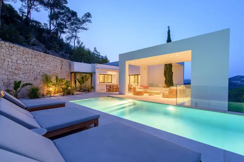 Chalet en Roca Llisa Ibiza 5 habitaciones 5 banos vistas al mar