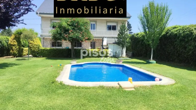 Chalet en venta en Camponaraya