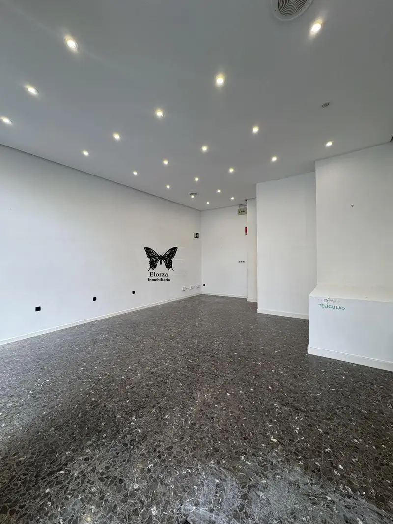 Venta Local Comercial Centro Oviedo 66m2