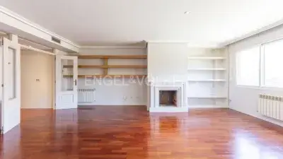 Apartamento en alquiler en Prado de Somosaguas