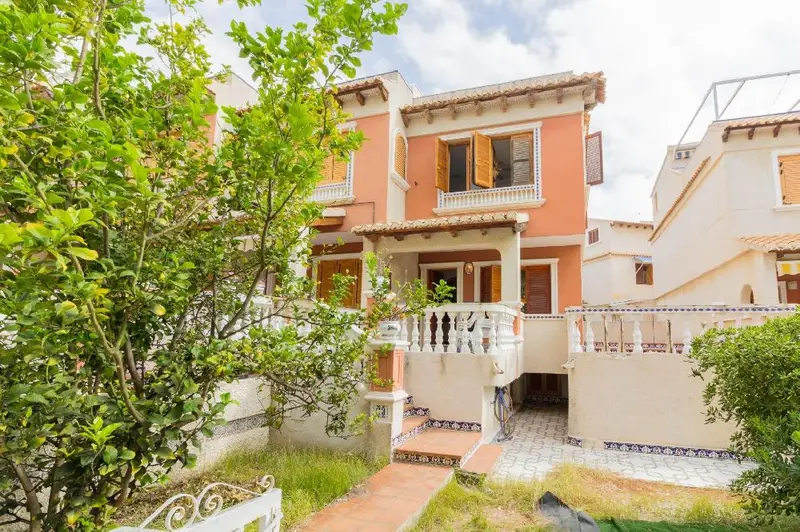 Venta Adosado con Terraza en Moncayo Guardamar del Segura