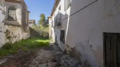 Casa en Venta en Dilar Sierra Nevada Proyecto Reforma o Demolición
