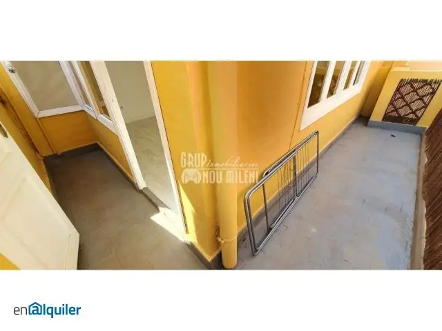 Casa Reformada con Terraza en Catarroja