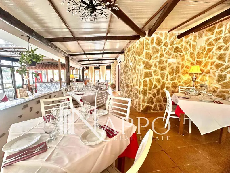 Traspaso Restaurante Sóller Equipado Terrazas Parking