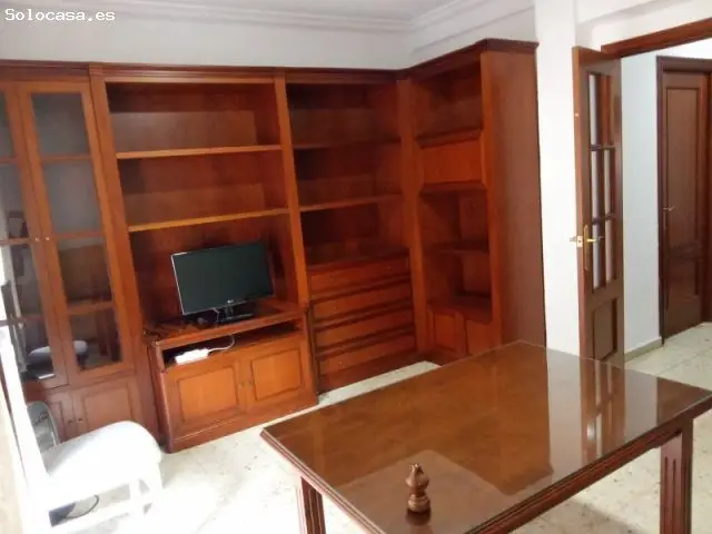 Piso Amueblado 3 Dormitorios  Baño Aseo Patio Balcón