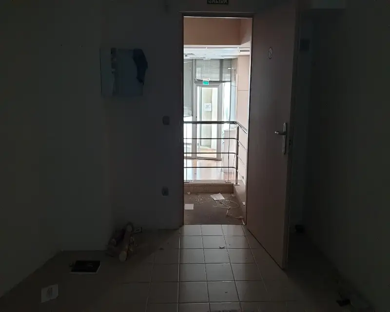 Local en Venta en Almer
ia 189m2 Plaza San Pedro