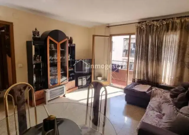 Piso en Venta Centre 3 Habitaciones Balcon Ascensor