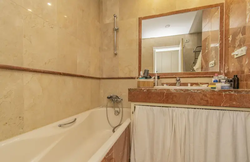 Apartamento en venta Hacienda Del Sol 2 dormitorios