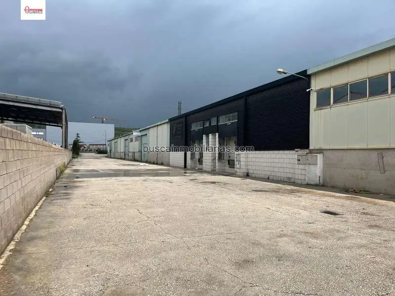 Nave Industrial en Venta Burgos Villalonquejar 215m2