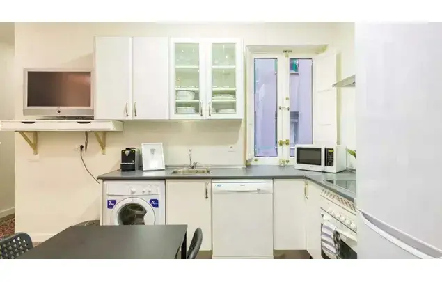 Alquiler Habitacion Madrid 180m2 7 Dormitorios 3 Banos Amueblado