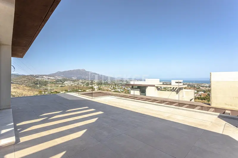 Villas de Lujo en Benahavis con Piscina Privada y Sauna