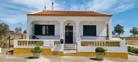 Villa de Lujo en Cumbre del Sol 3 Dormitorios 5 Baños Vistas al Mar