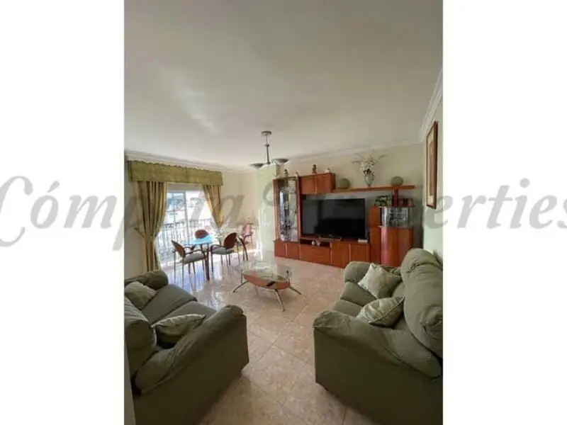 Apartamento en Venta en Competa 3 Dormitorios 2 Baños