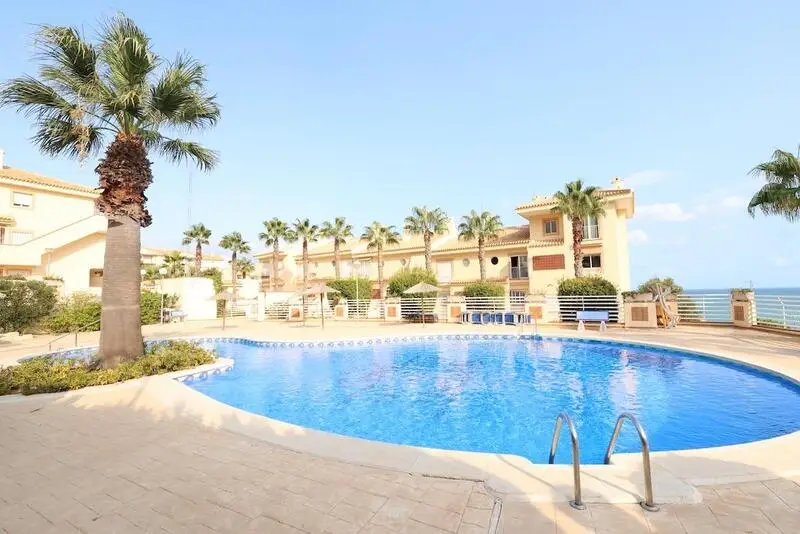 Apartamento con Vistas al Mar en Dehesa de Campoamor
