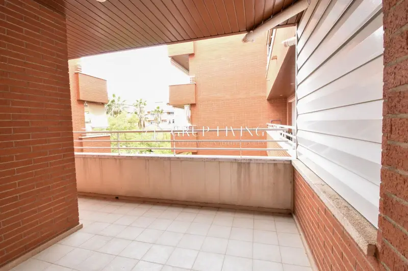 Piso en Venta Vilanova i la Geltru 4 habitaciones 2 baños Parking